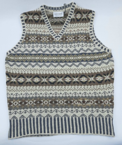 Eribe Brodie vest size Timeless